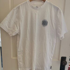 Quiksilver White Tee with Blue Sunburst Graphic
